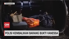 VIDEO: Polisi Kembalikan Barang Bukti Vanessa