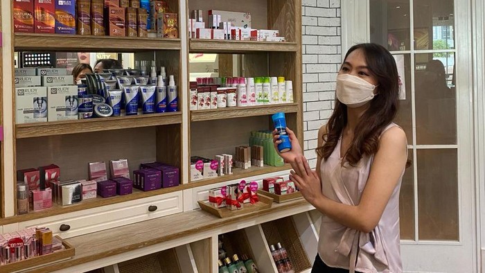 Sudah Diuji Klinis, Produk Ini Efektif Atasi 93% Rambut Rontok Dalam Seminggu