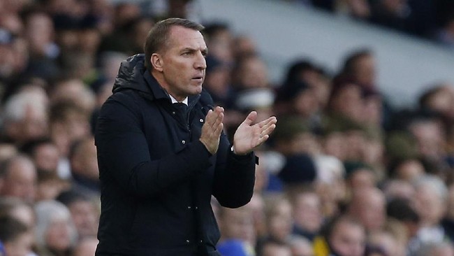 Pelatih Leicester City Brendan Rodgers disebut menjalin kesepakatan dengan Manchester United guna menggantikan posisi Ole Gunnar Solskjaer.