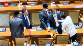 VIDEO: Interupsi Tak Digubris Ketua DPR, Fraksi PKS Protes