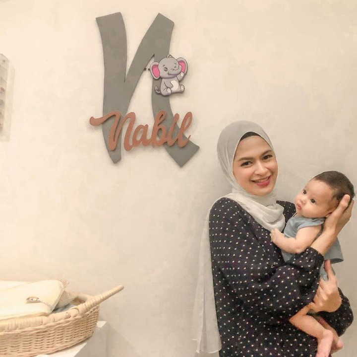 <p>Anak bungsunya tersebut diberi nama Nabil Muhammad Atharrazka. (Foto: Instagram @zhialatas)</p>