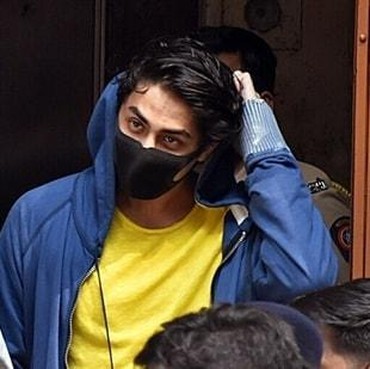 6 Potret Terbaru Aryan Khan Putra Shah Rukh Khan Usai Kasus Narkoba