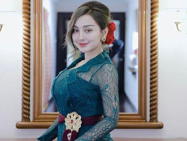 img-title Heboh Cupi Cupita Manggung Disawer Bos Kalimantan hingga Ratusan Juta