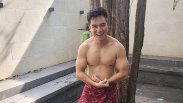 Foto Badan Berotot Disebut Editan, Ini Reaksi Kocak Baim Wong