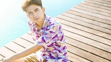img-title Dimas Ahmad Bantah Karier Merosot dan Ungkap Alasan Pindah dari Rumah Raffi Ahmad