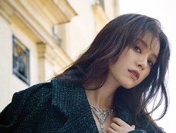 Ikut Masuk Dunia Hiburan di Usia 63 Tahun, Paras Ibunda Han Hyo Joo Jadi Sorotan