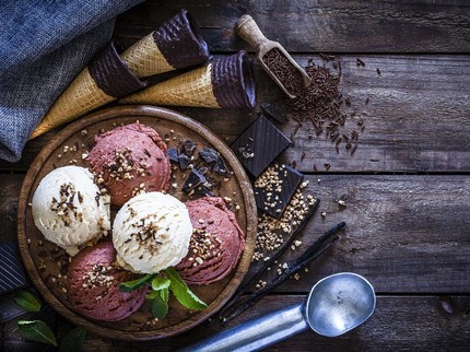 Cara Membuat Es Krim dengan 7 Bahan Sederhana, Bebas Pilih Topping