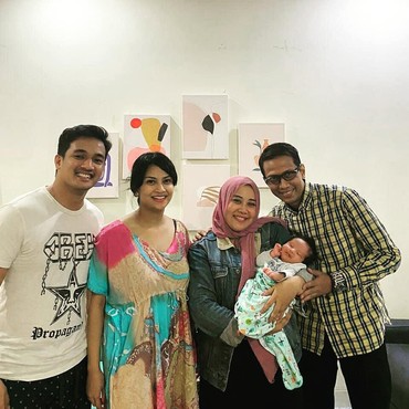 Ini Kronologi Ibu Sambung Pingsan saat Mau ke Makam Vanessa Angel