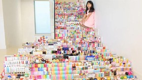 Anak 6 Tahun Pecahkan Rekor Dunia Koleksi Lip Balm Terbanyak