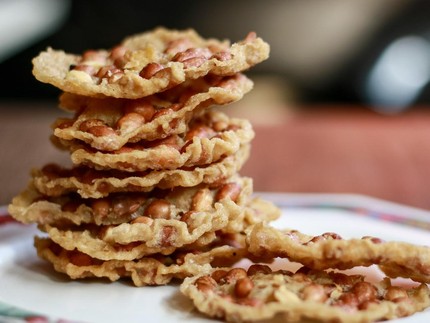 4 Resep Peyek Kacang Gurih dan Tidak Keras, Coba Bikin di Rumah Yuk Bun