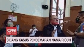 VIDEO: Sidang Kasus Pencemaran Nama Baik di PN Surabaya Ricuh