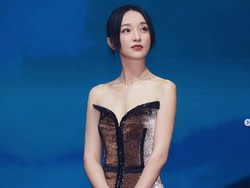 Setahun Cerai, Zhou Xun Kini Kencani Pria 13 Tahun Lebih Muda
