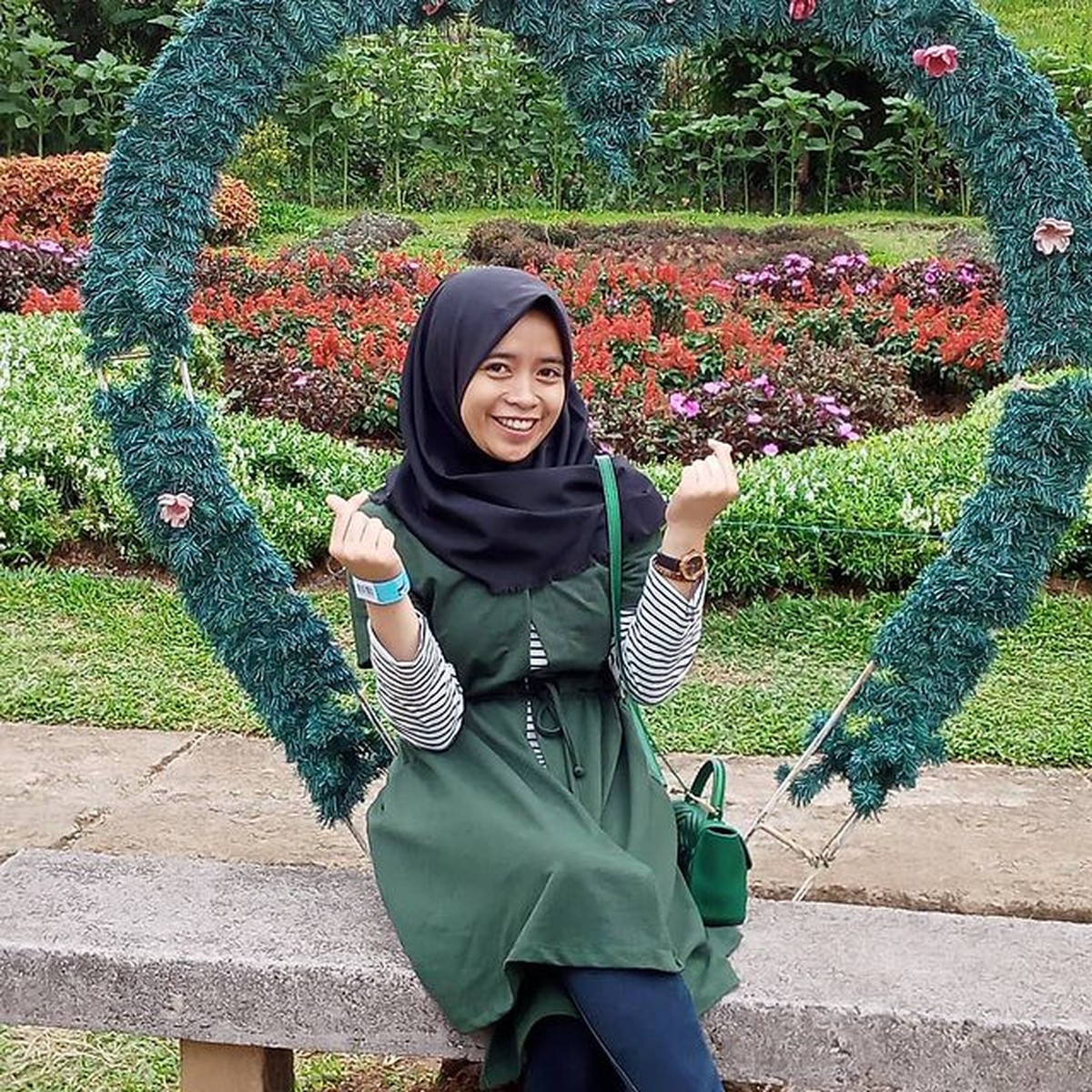 Siska Lorenza adalah pengasuh Gala anak mendiang Vanessa Angel dan Bibi salah satu korban yang selamat dari kecelakaan maut&period; Yuk intip&excl;