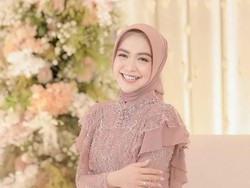 Lirik Lagu Merinding Disko - Ria Ricis