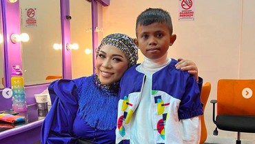 img-title Tangisan Dias Aiman Saat Bertemu Sang Idola Melly Goeslaw di IMB 2021