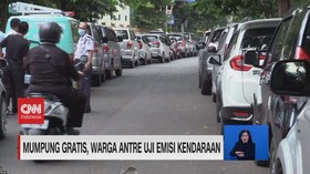 VIDEO: Mumpung Gratis, Warga Antre Uji Emisi Kendaraan