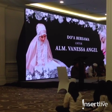 Foto Momen Pengajian 7 Hari Meninggalnya Vanessa Angel