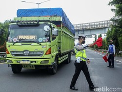 Jokowi Harus Ikut Turun Tangan Atasi Truk ODOL