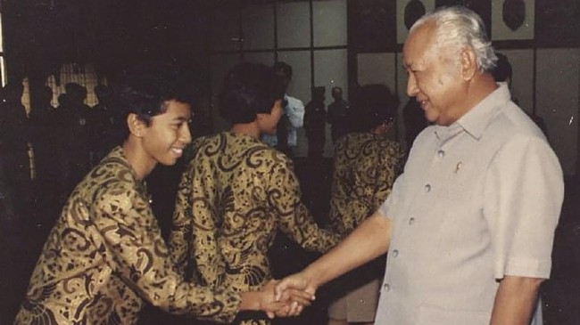 "Kami ini kan berjuang untuk Indonesia. Kami ada di sana juga karena ingin menaikkan bendera Indonesia di Olimpiade 1992."