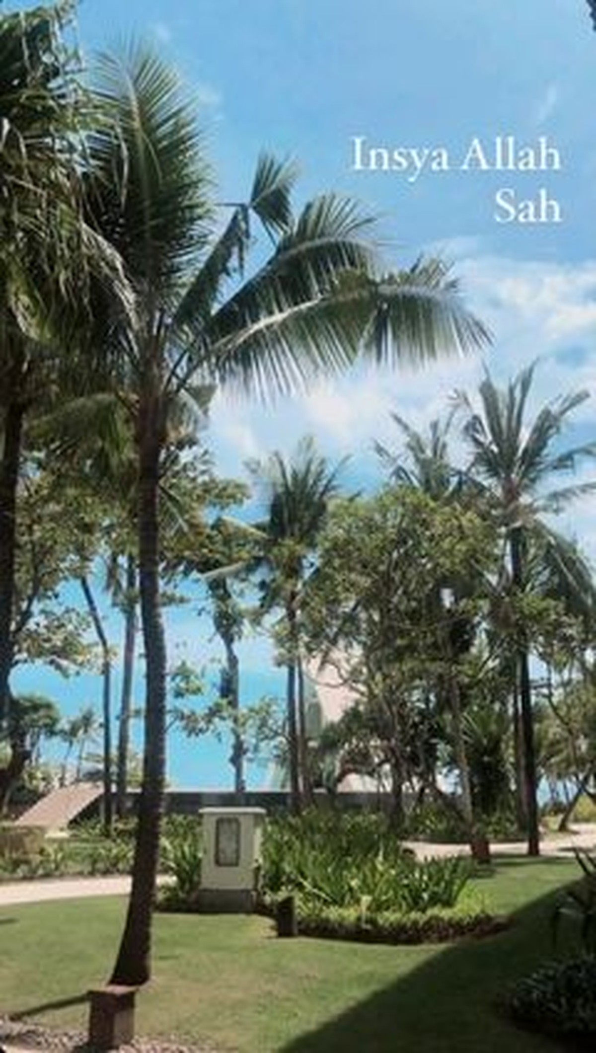 Miller Khan akhirnya resmi menikahi sang kekasih Farina Rebecca di resort mewah di Bali secara tertutup&period; Yuk intip&excl;