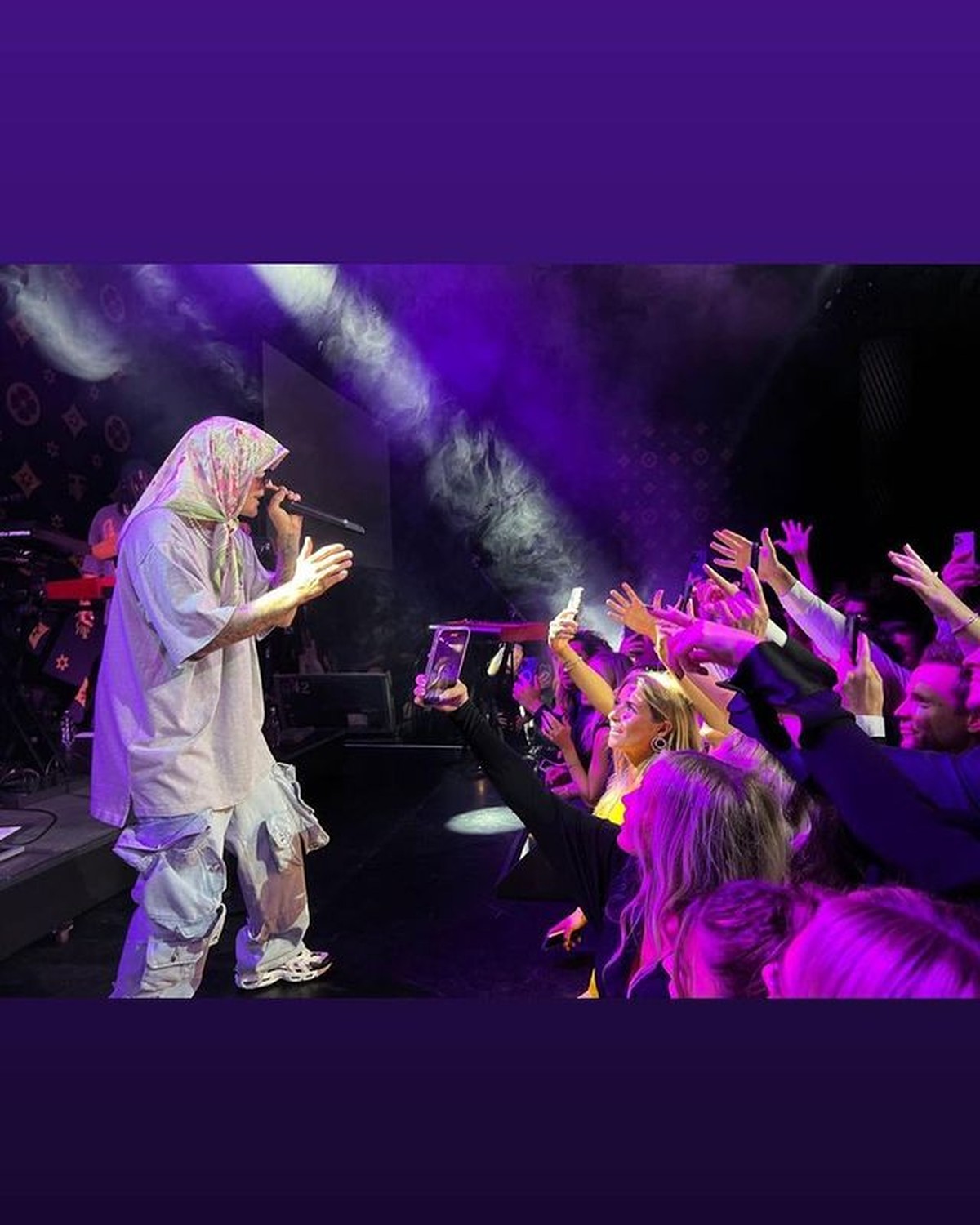 Justin Bieber kembali menjadi sorotan publik karena penampilannya saat manggung tuai kontroversi&period; Yuk intip potretnya&excl;