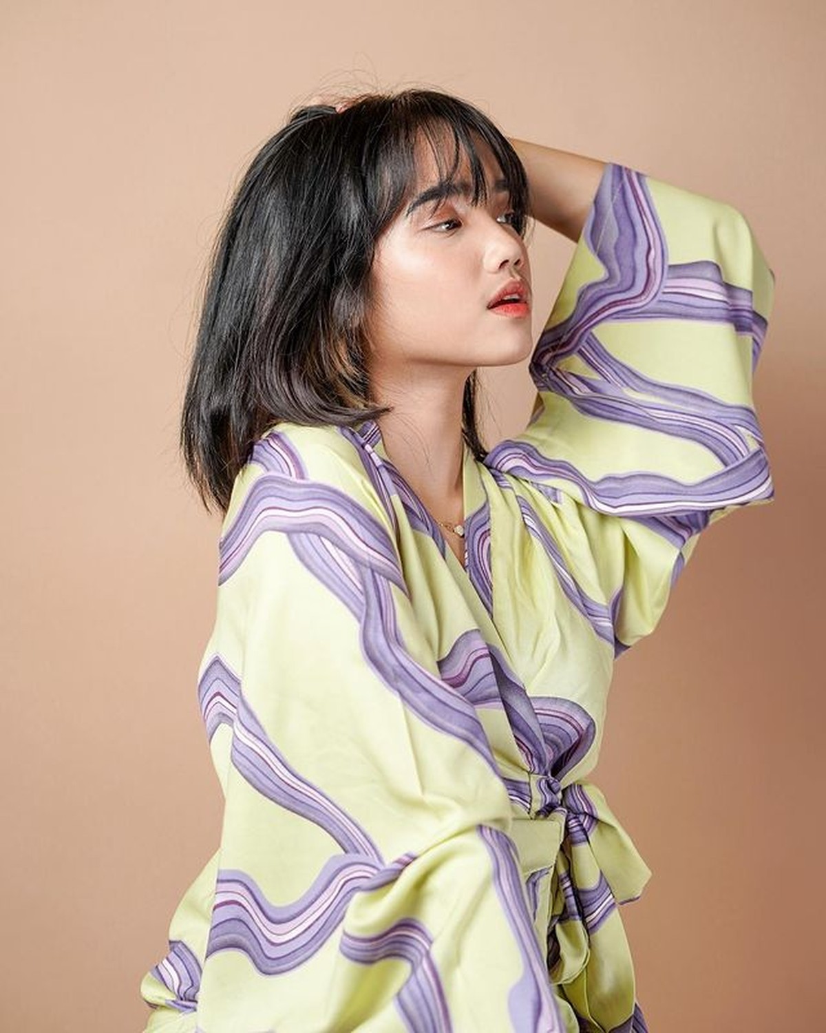 Potret Fuji Adik Bibi Andriansyah yang Jadi Sorotan