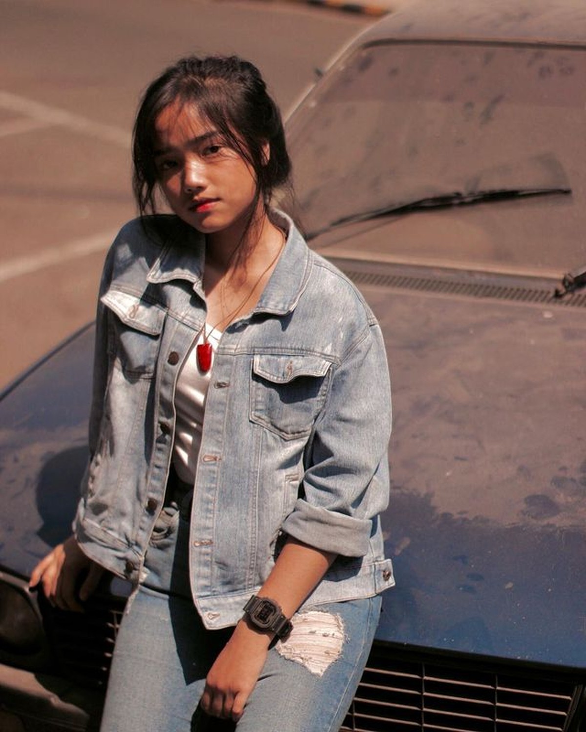 Potret Fuji Adik Bibi Andriansyah yang Jadi Sorotan