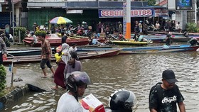 32 Ribu Warga di Sintang Masih Mengungsi Akibat Banjir
