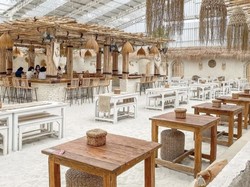 Berkonsep Tropis, Ngopi di 5 Kafe Ini Serasa Berada di Pulau Bali