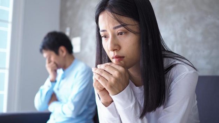 Sedih Karena Putus Cinta? Jangan Berlarut-larut, Yuk Intip 4 Tips Jitu untuk Bangkit Kembali Menurut Para Ahli