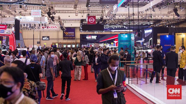 Daihatsu, Toyota dan lainnya menawarkan diskon potongan harga sampai puluhan juta rupiah di Gaikindo Indonesia International Auto Show (GIIAS) 2021.