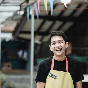 Cium Bibir Cowok Bule di Film, Chicco Kurniawan Ternyata Homofobia