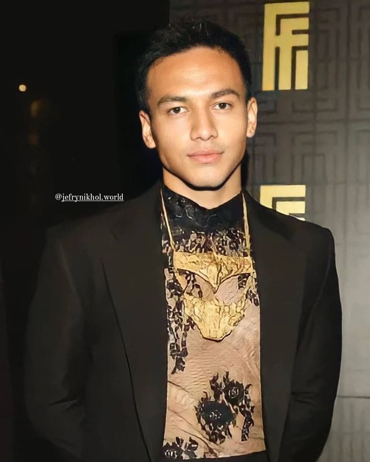 Gaya Aktor & Aktris di Red Carpet Festival Film Indonesia 2021