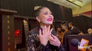 Pamer Cincin Berlian, Prilly Latuconsina Resmi Tunangan?