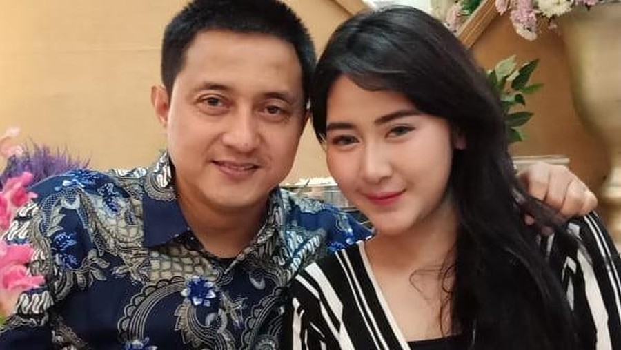 Ricky Soebagdja dan Cica Andjani