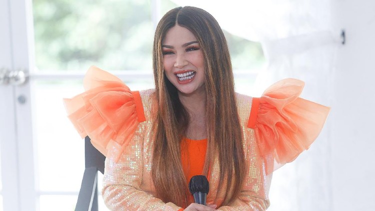 Titi DJ dan Ashanty saat ditemui di acara di Grand Sahid.
