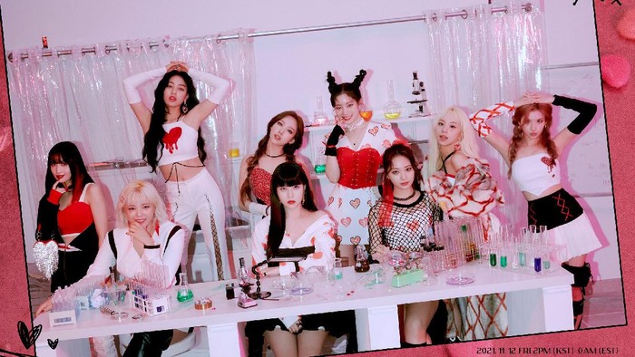 'Queen Of Girl Group' TWICE Comeback, Berikut Detail Soal Formula Of Love! 'Queen Of Girl Group' TWICE Comeback, Berikut Detail Soal Formula Of Love!