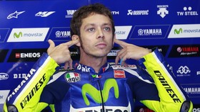 img-title 4 Penentuan Gelar MotoGP Terdahsyat di Valencia: Rossi Ambruk 2 Kali
