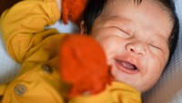 <p>Bayi berjenis kelamin laki-laki yang diberi nama Kenzo Eldrago Wong ini lahir dengan berat 3,780 kilogram (kg) dan panjangnya 53 sentimeter (Foto: Instagram @kenzoeldragowong)</p>