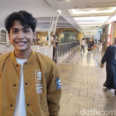 Bintang Emon Geram Pasangan Prewed Akan Tuntut Pengelola Bromo: Salahin Angin, Kek!