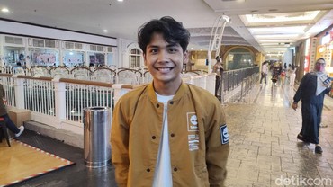 img-title Bintang Emon Geram Pasangan Prewed Akan Tuntut Pengelola Bromo: Salahin Angin, Kek!