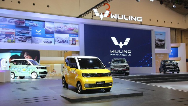 Wuling memastikan mulai menjual mobil listrik berukurang ringkas di Indonesia pada tahun depan.
