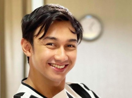 9 Artis Pria yang Jadi Ayah di 2021, Adly Fairuz hingga Caesar Hito