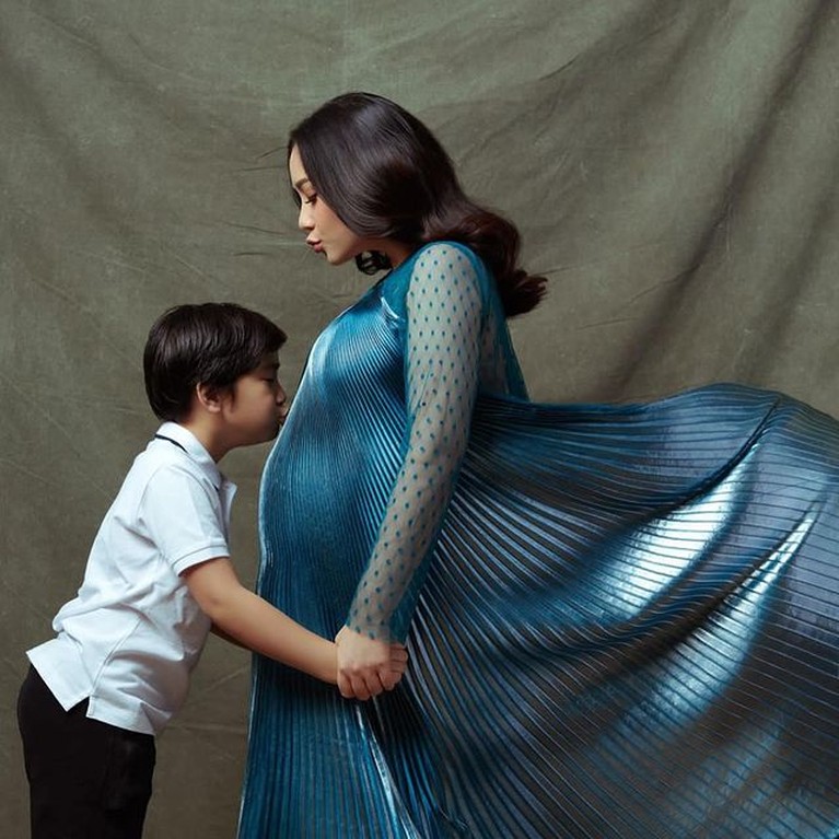 Elegan 7 Maternity Shoot Nagita Slavina Bareng Raffi Ahmad And Rafathar