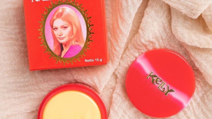 Krim Kelly Cuma Rp8 Ribuan Beneran Aman? Sebelum Klaim Buruk, Simak Fakta Menarik di Balik Skincare Jadul Ini Krim Kelly Cuma Rp8 Ribuan Beneran Aman? Sebelum Klaim Buruk, Simak Fakta Menarik di Balik Skincare Jadul Ini