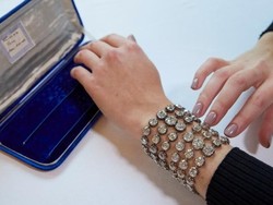 Gelang Ratu Terakhir Prancis Laku Dilelang Rp 114 M, Apa Istimewanya?