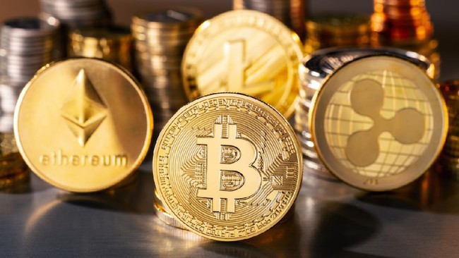 Mayoritas aset kripto teratas kompak naik pada perdagangan Kamis (23/2). Bitcoin menguat tipis, diikuti koin-koin jagoan lainnya.
