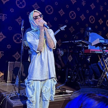 Lirik Lagu Sorry - Justin Bieber