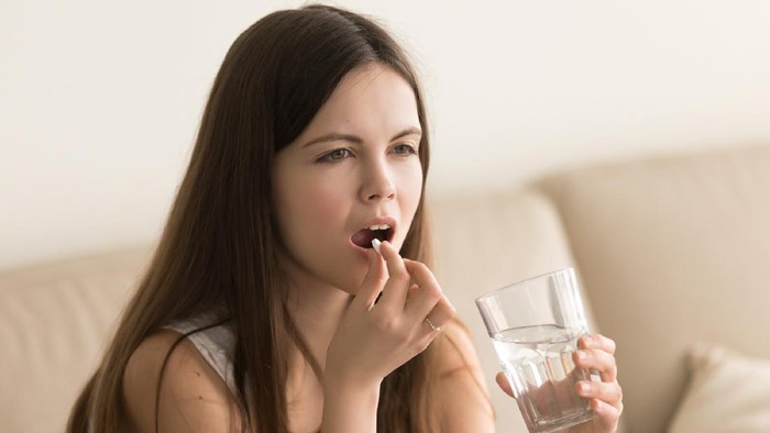 Benarkah Positif Omicron Bisa Sembuh dengan 'Obat Warung'? Ini Penjelasan Ahli Paru