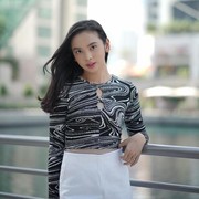 Tampil Membanggakan di Dubai Expo 2020, Intip Gaya Fashion Lyodra saat Berkeliling Dubai